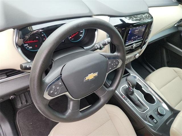 used 2023 Chevrolet Traverse car, priced at $29,184