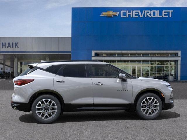 new 2025 Chevrolet Blazer car, priced at $40,395