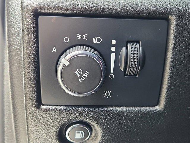 used 2021 Jeep Grand Cherokee car, priced at $28,292
