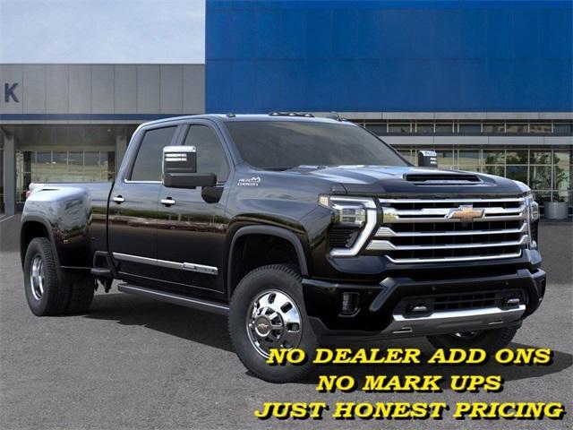 new 2025 Chevrolet Silverado 3500 car, priced at $90,125