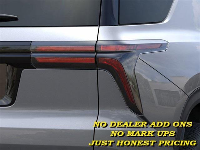 new 2025 Chevrolet Traverse car, priced at $41,194