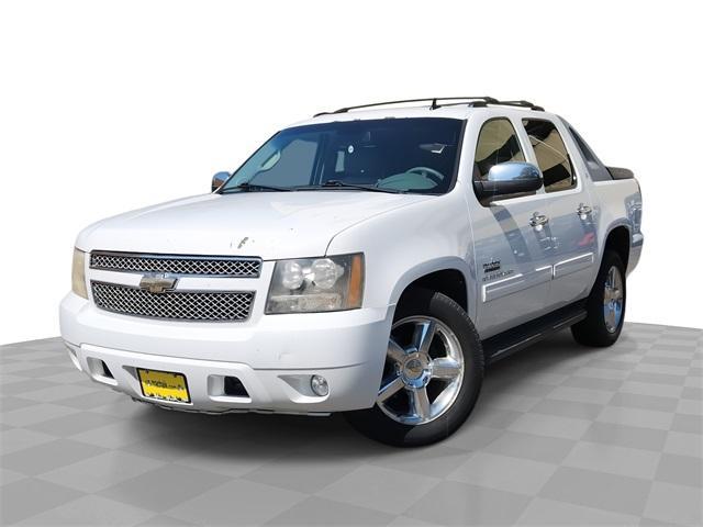 used 2011 Chevrolet Avalanche car, priced at $14,996