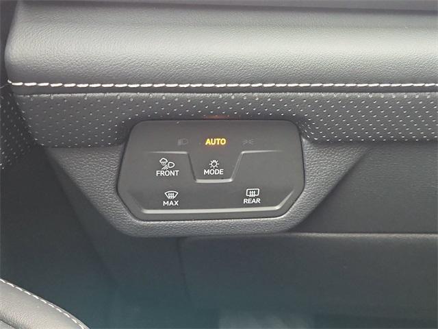 used 2024 Volkswagen Atlas car, priced at $29,999