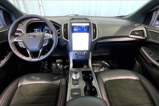 used 2024 Ford Edge car, priced at $31,422