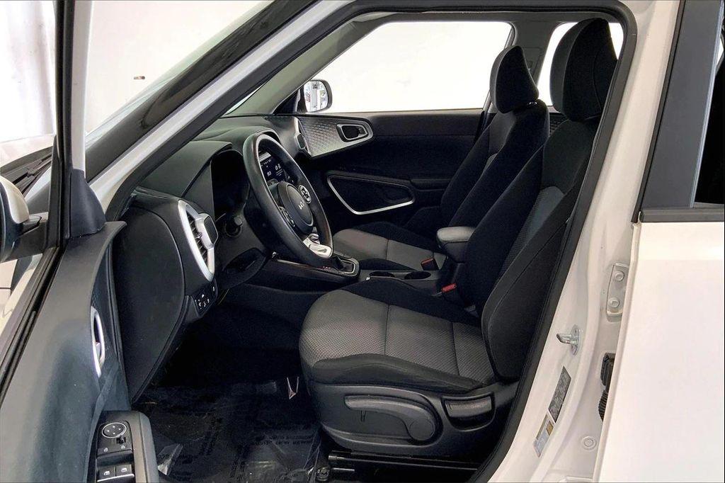used 2022 Kia Soul car, priced at $14,991