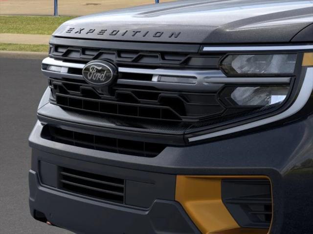 new 2025 Ford Expedition car, priced at $80,120