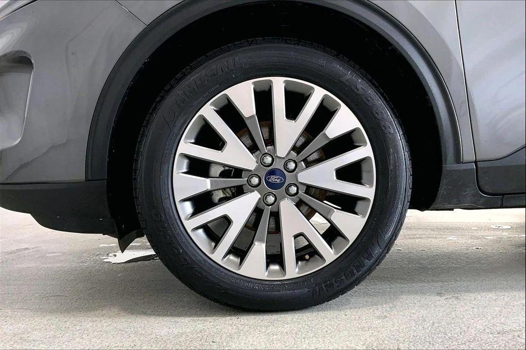 used 2022 Ford Escape car, priced at $19,120