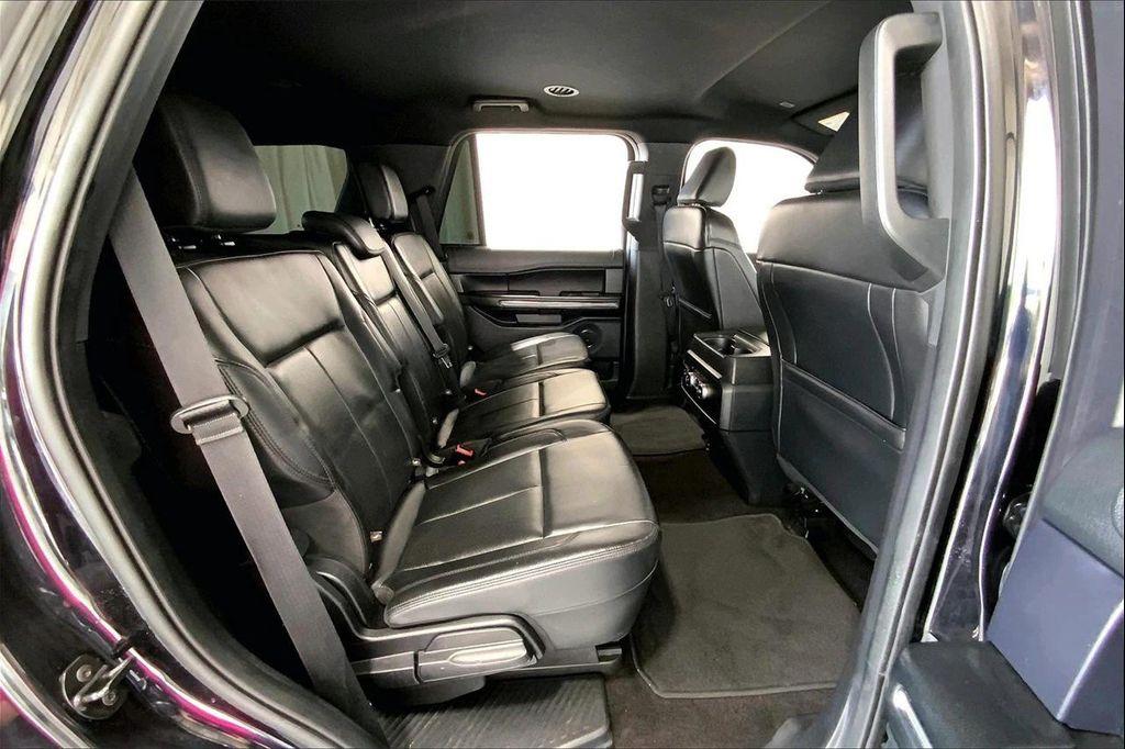 used 2021 Ford Expedition car, priced at $33,991