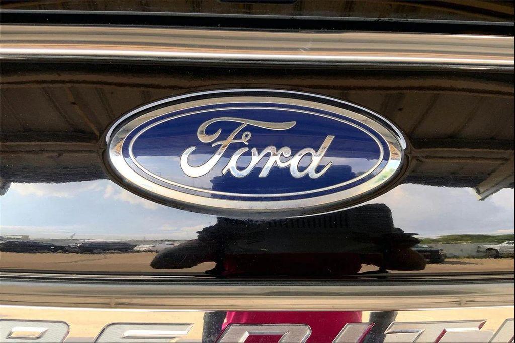 used 2021 Ford Expedition car, priced at $33,991