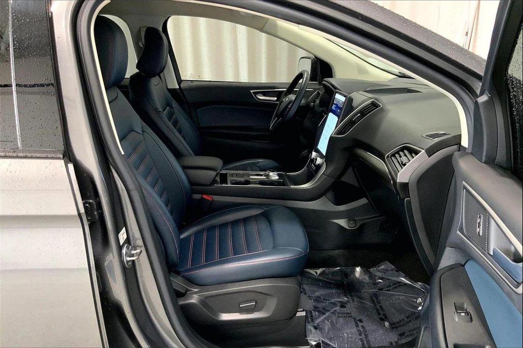 used 2023 Ford Edge car, priced at $26,321