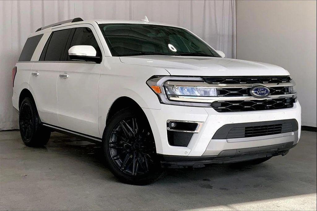 used 2024 Ford Expedition car, priced at $49,745