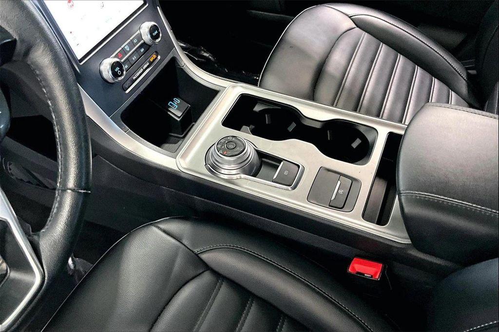 used 2024 Ford Edge car, priced at $21,991