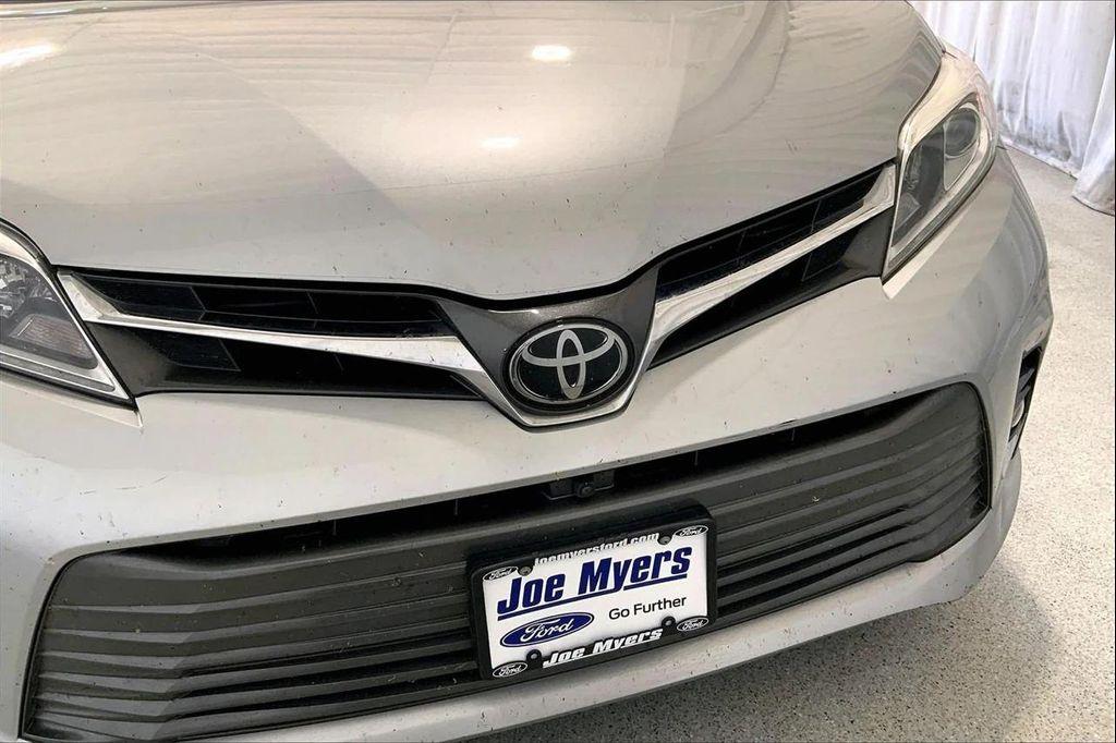 used 2019 Toyota Sienna car, priced at $25,492