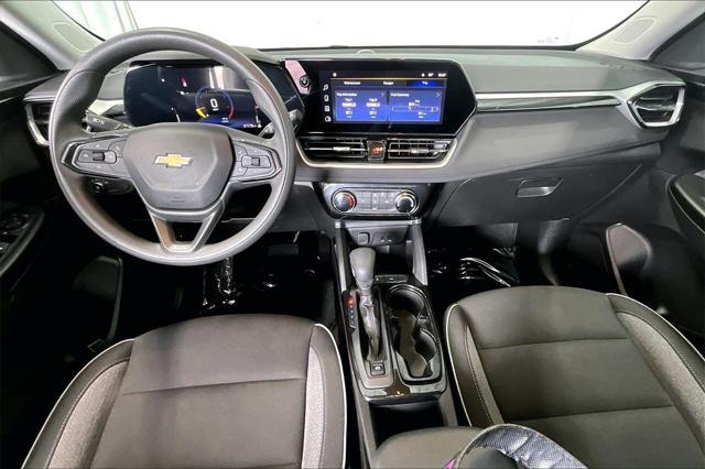 used 2024 Chevrolet TrailBlazer car, priced at $20,992