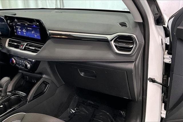 used 2024 Chevrolet TrailBlazer car, priced at $20,992