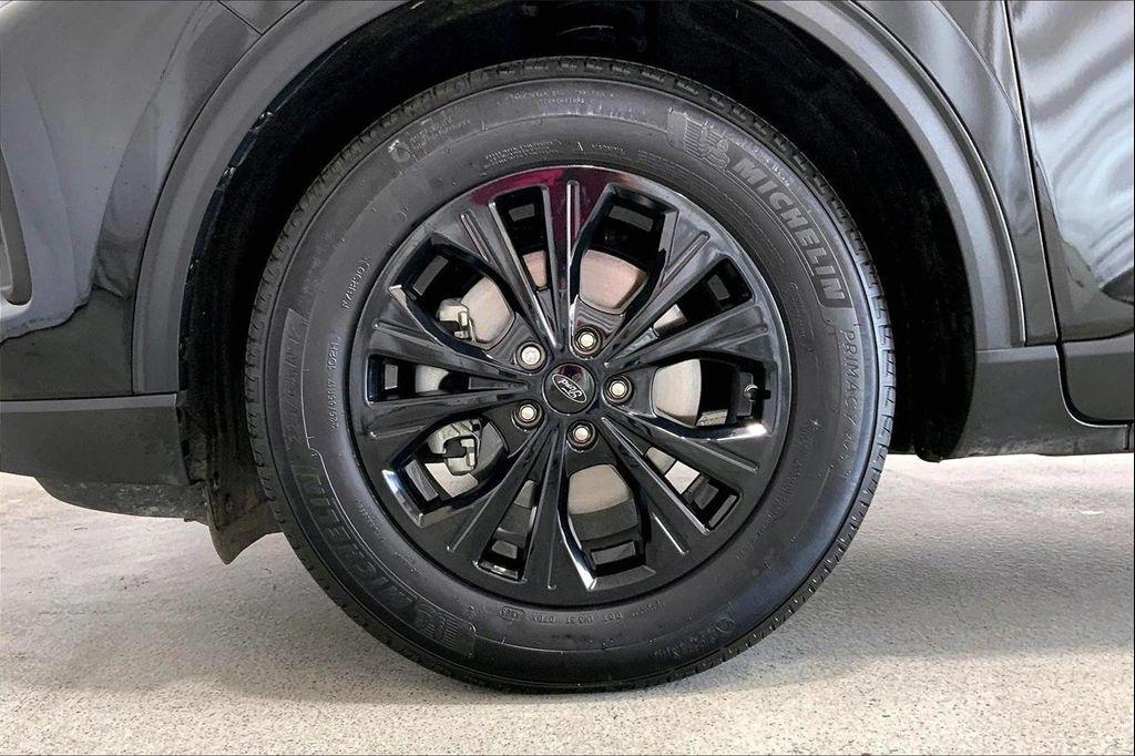 used 2024 Ford Escape car, priced at $20,974