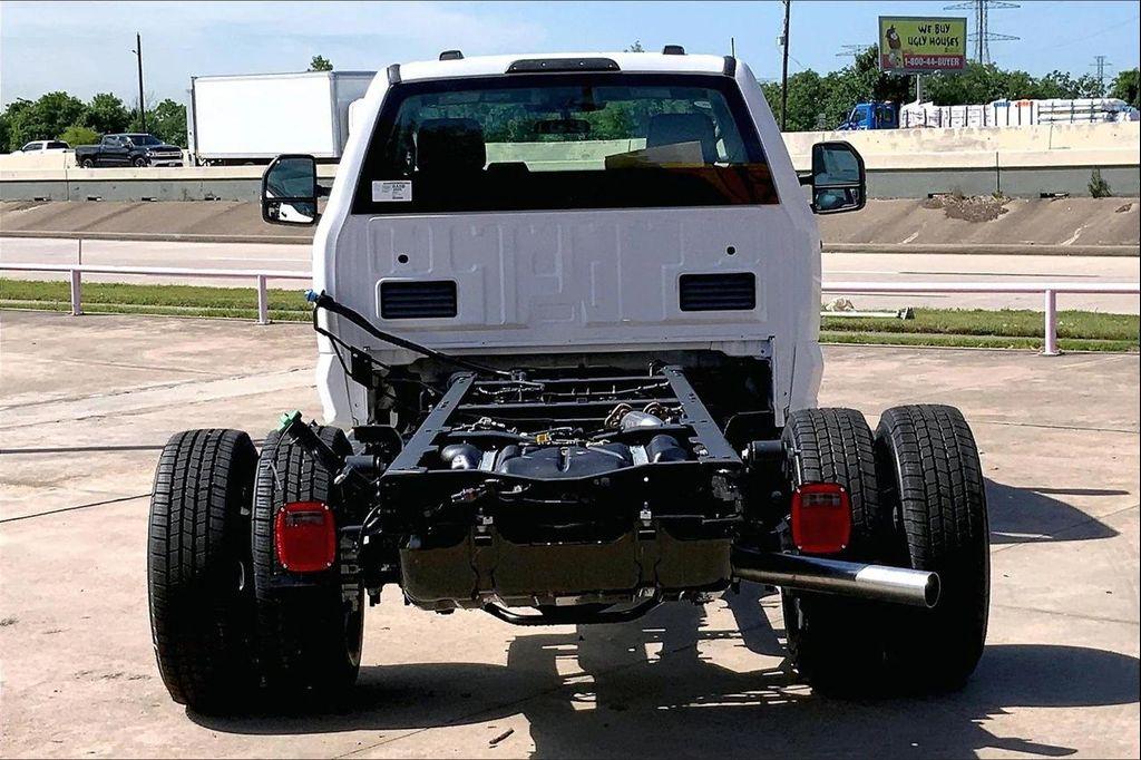 new 2025 Ford F-350 car, priced at $64,850