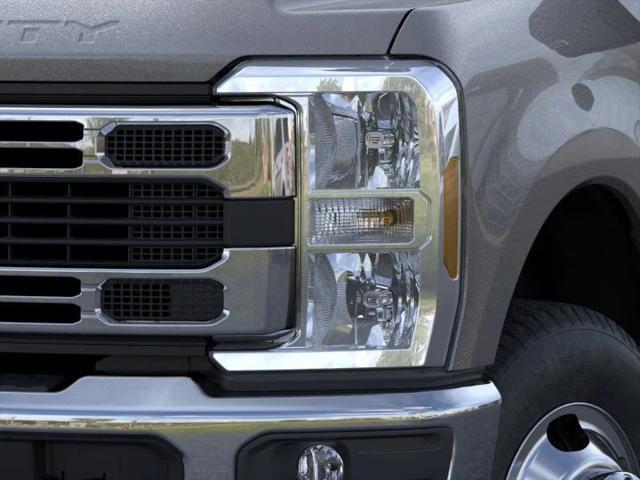 new 2025 Ford F-350 car, priced at $70,744