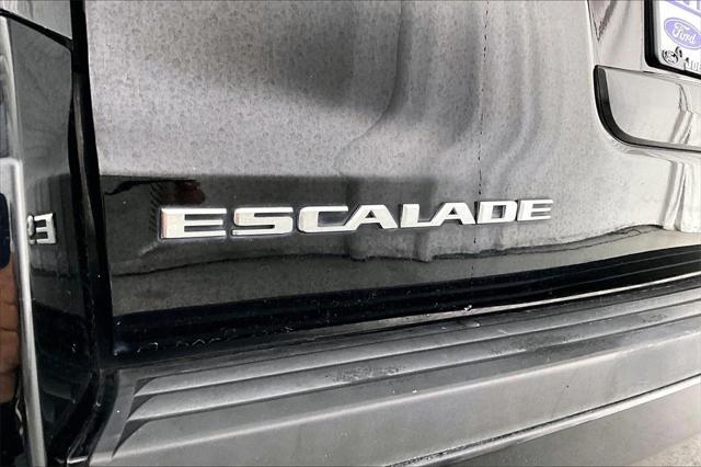 used 2015 Cadillac Escalade ESV car, priced at $24,991