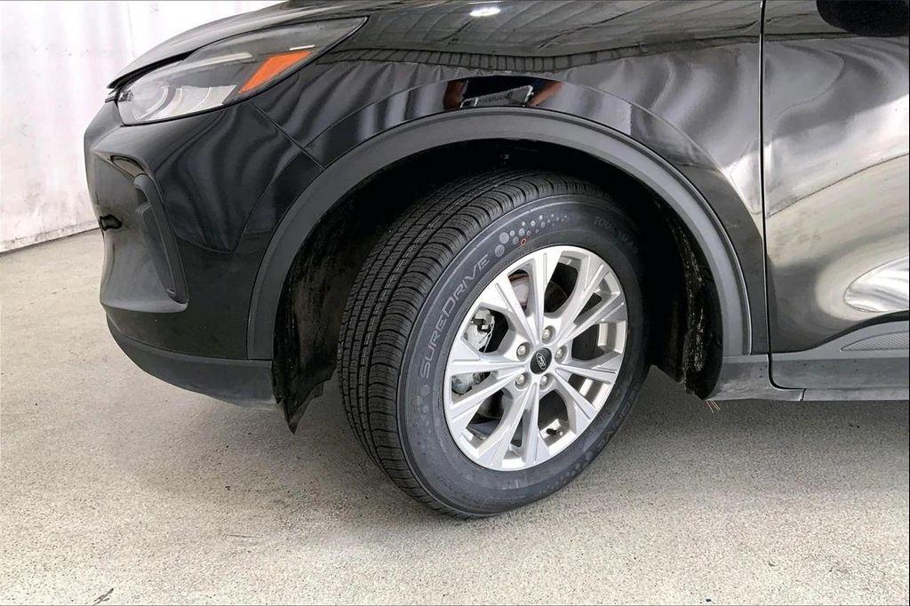 used 2023 Ford Escape car, priced at $16,797