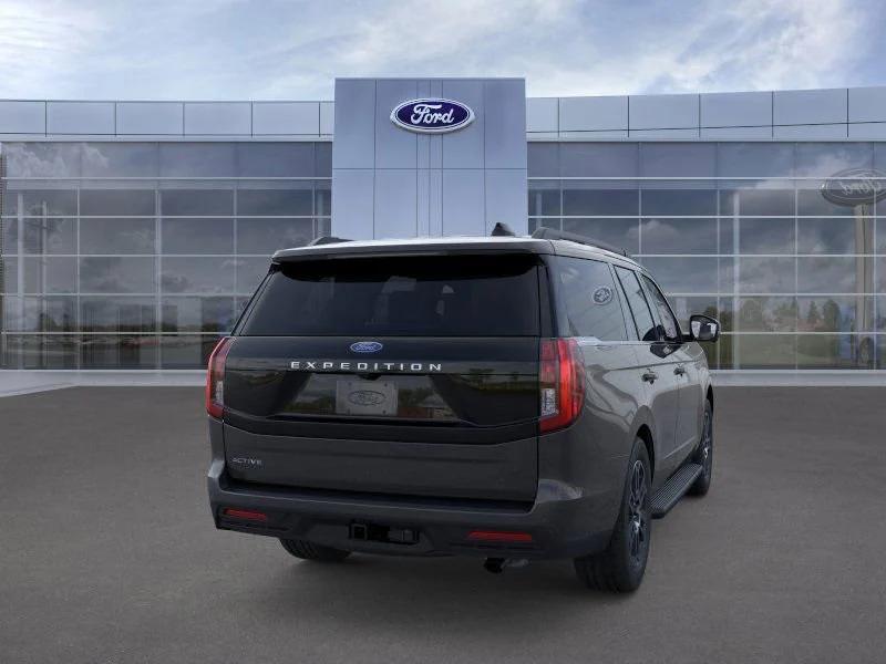 new 2025 Ford Expedition car, priced at $67,377