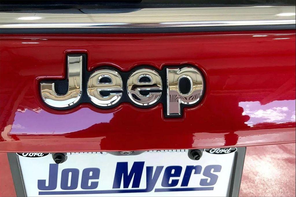 used 2023 Jeep Compass car, priced at $18,995