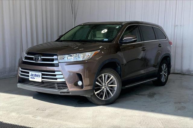 used 2019 Toyota Highlander car, priced at $25,991