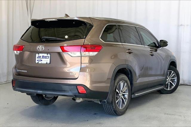 used 2019 Toyota Highlander car, priced at $20,993