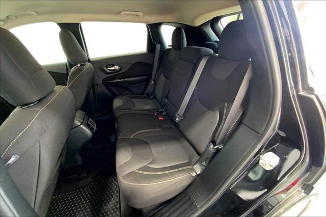 used 2016 Jeep Cherokee car, priced at $10,891