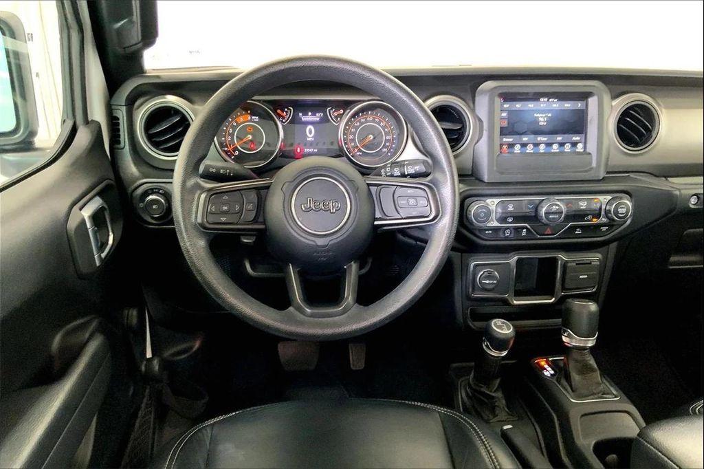 used 2022 Jeep Wrangler Unlimited car, priced at $28,992