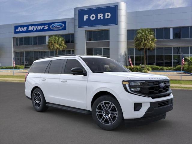 new 2025 Ford Expedition car, priced at $65,823