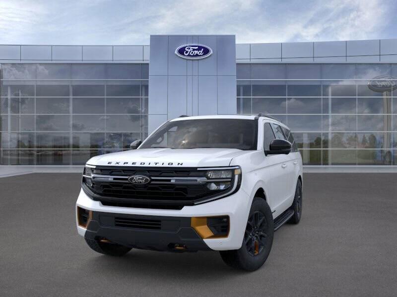 new 2025 Ford Expedition car, priced at $81,968