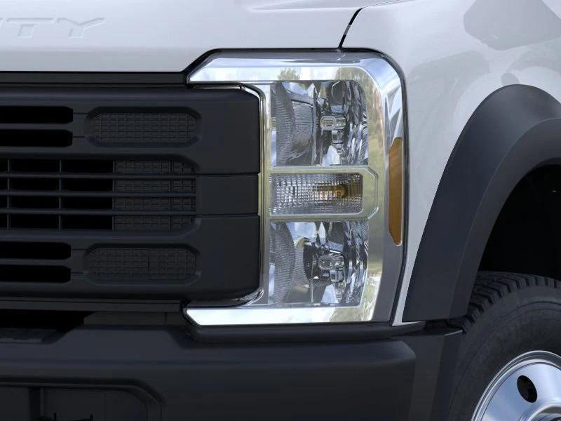 new 2025 Ford F-450 car, priced at $70,846