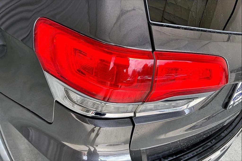 used 2014 Jeep Grand Cherokee car, priced at $8,391