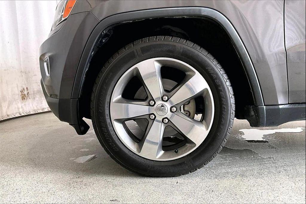 used 2014 Jeep Grand Cherokee car, priced at $8,391