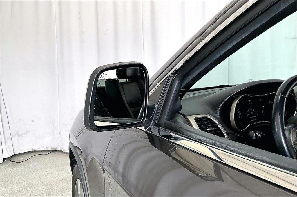 used 2014 Jeep Grand Cherokee car, priced at $8,391