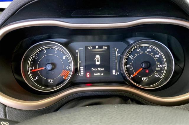 used 2015 Jeep Cherokee car, priced at $10,321