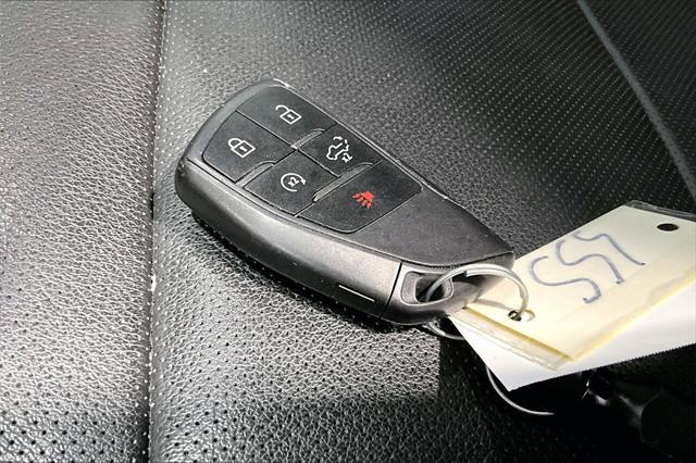 used 2022 GMC Sierra 1500 car, priced at $39,991
