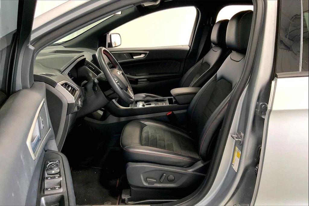 used 2024 Ford Edge car, priced at $30,951
