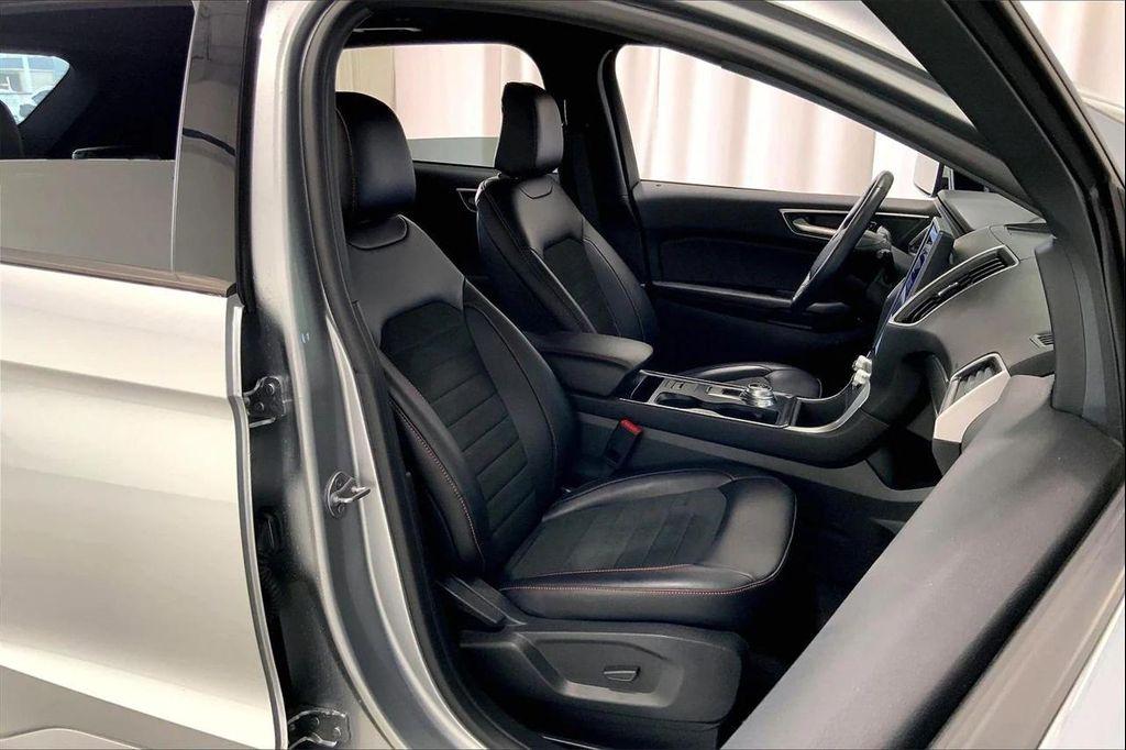 used 2024 Ford Edge car, priced at $30,951