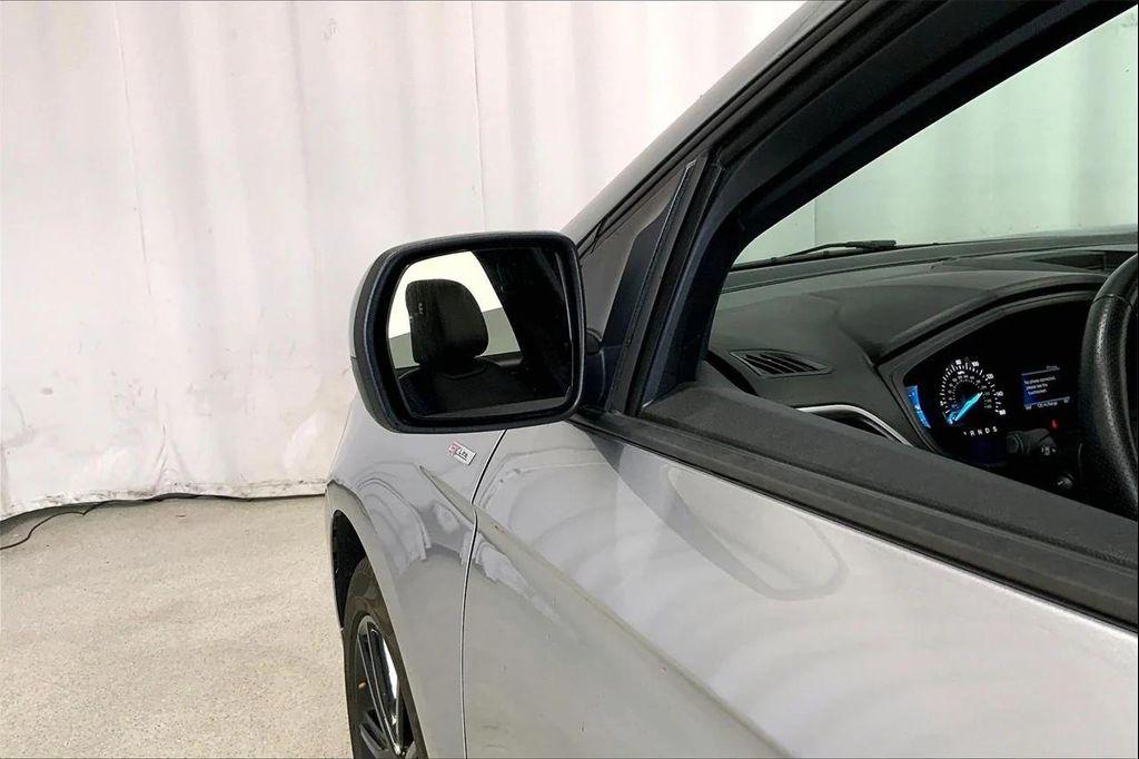 used 2024 Ford Edge car, priced at $30,951