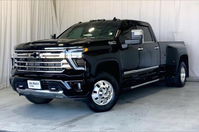 used 2025 Chevrolet Silverado 3500 car, priced at $79,044