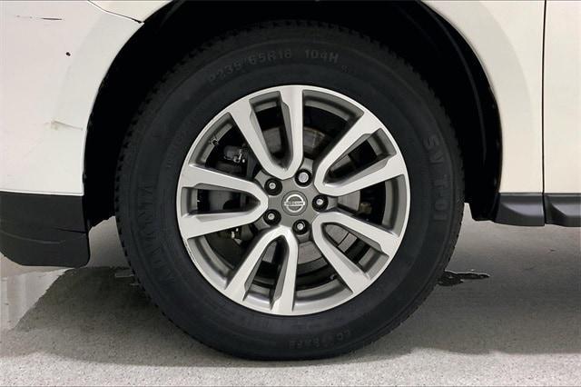 used 2014 Nissan Pathfinder car, priced at $8,963