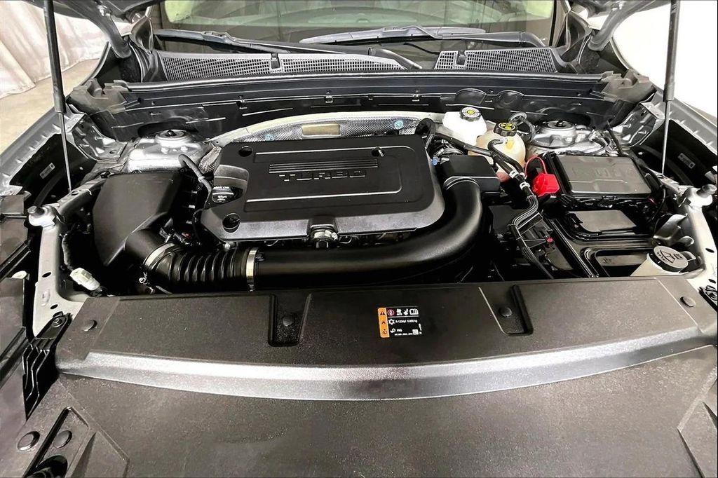 used 2023 Buick Envision car, priced at $26,731