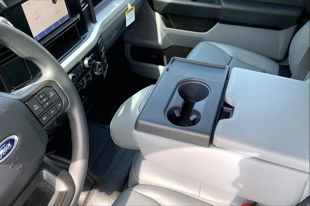 new 2025 Ford F-250 car, priced at $77,635