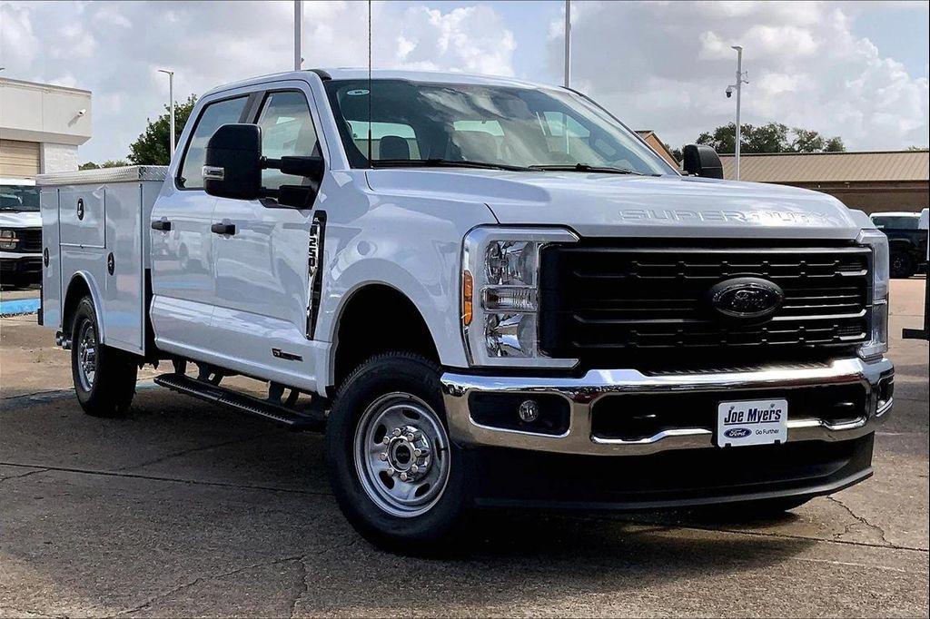 new 2025 Ford F-250 car, priced at $77,635