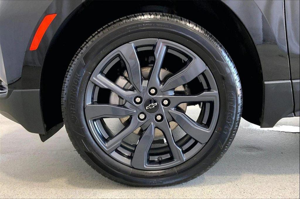 used 2024 Chevrolet Equinox car, priced at $27,879