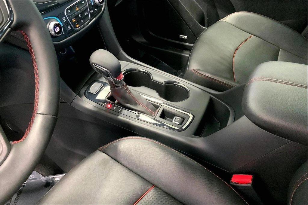 used 2024 Chevrolet Equinox car, priced at $27,879