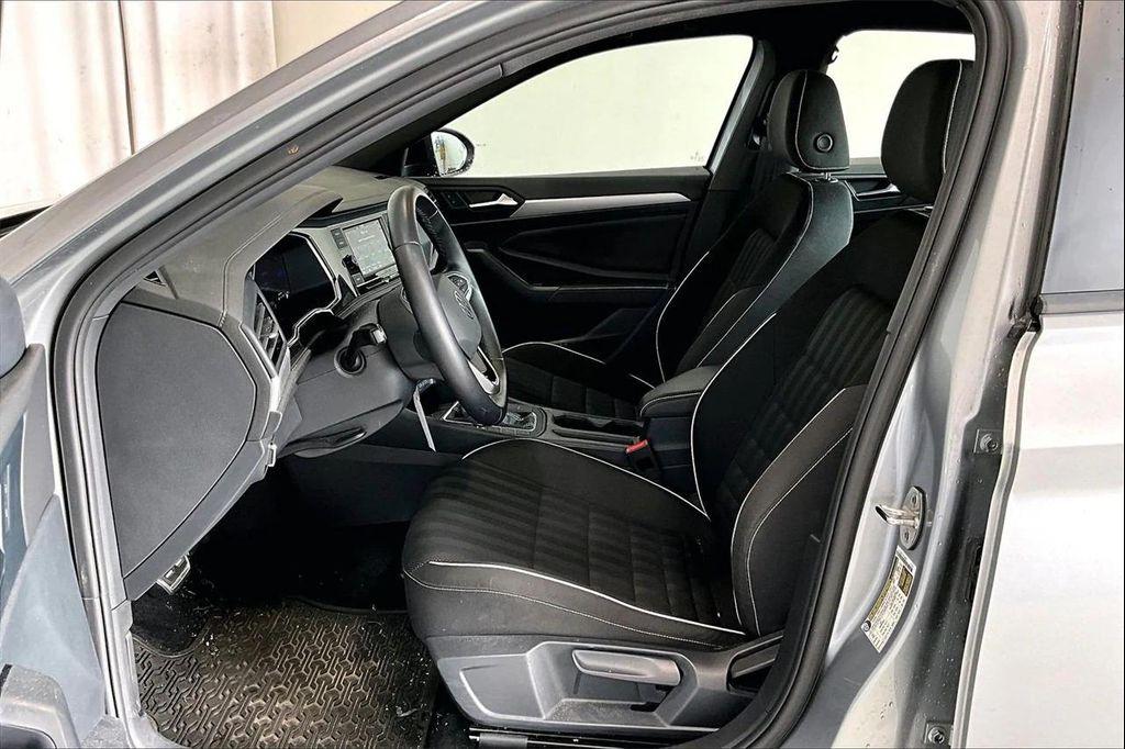 used 2024 Volkswagen Jetta car, priced at $19,991
