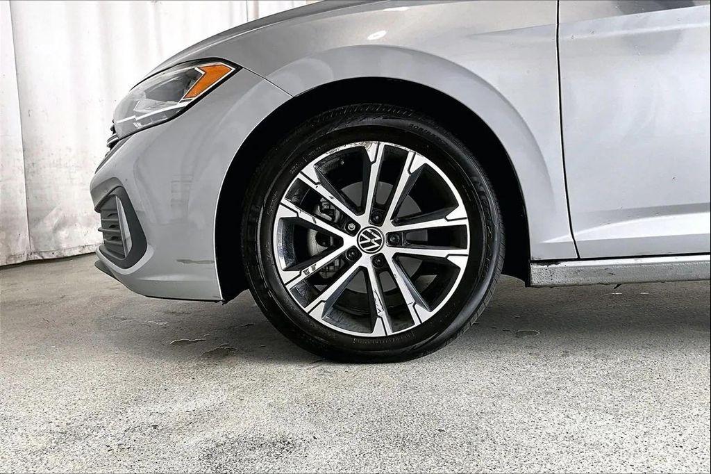 used 2024 Volkswagen Jetta car, priced at $19,991